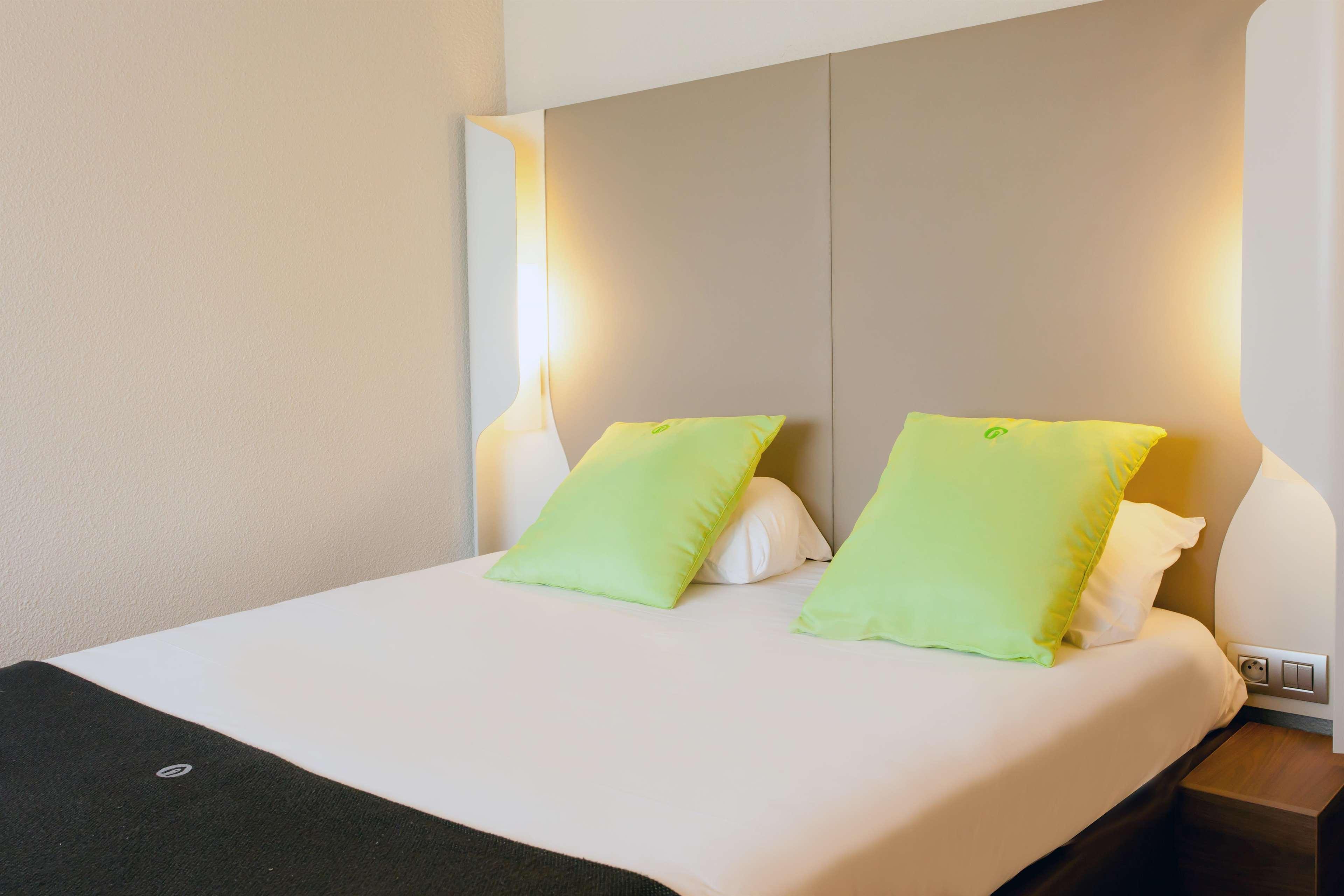Campanile Angers Ouest - Beaucouze Otel Dış mekan fotoğraf