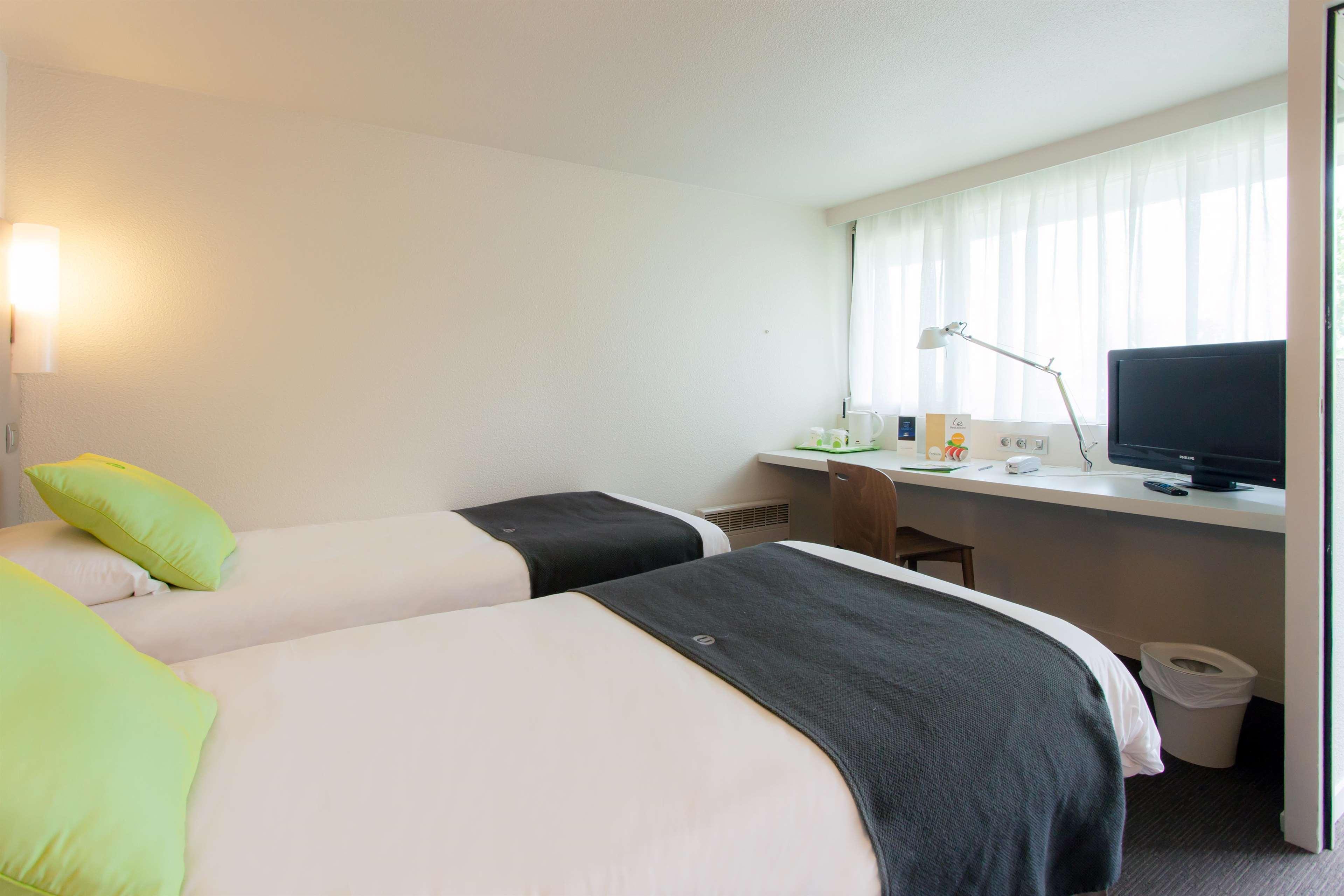 Campanile Angers Ouest - Beaucouze Otel Dış mekan fotoğraf