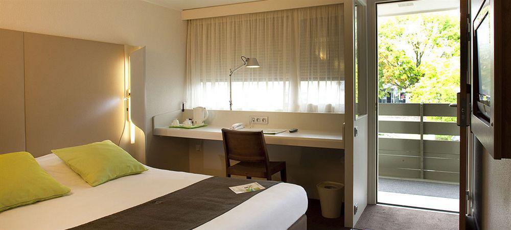 Campanile Angers Ouest - Beaucouze Otel Dış mekan fotoğraf